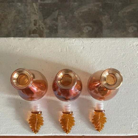 NWT Set of 3 Two Tone Iridescent Amber Decorative Glass Bottles w/ Leaf Tops 🍁 - Picture 14 of 17